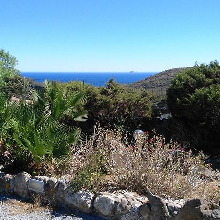 B&B Glamping Semaforo Capo Sperone Sant'Antioco Bagian luar foto